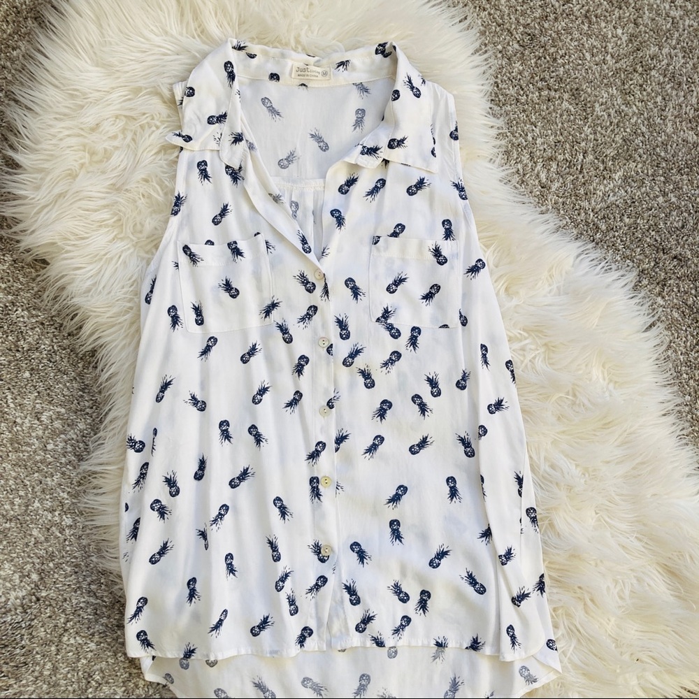 Just Living Pineapple Print Sleeveless Button Front Blouse M